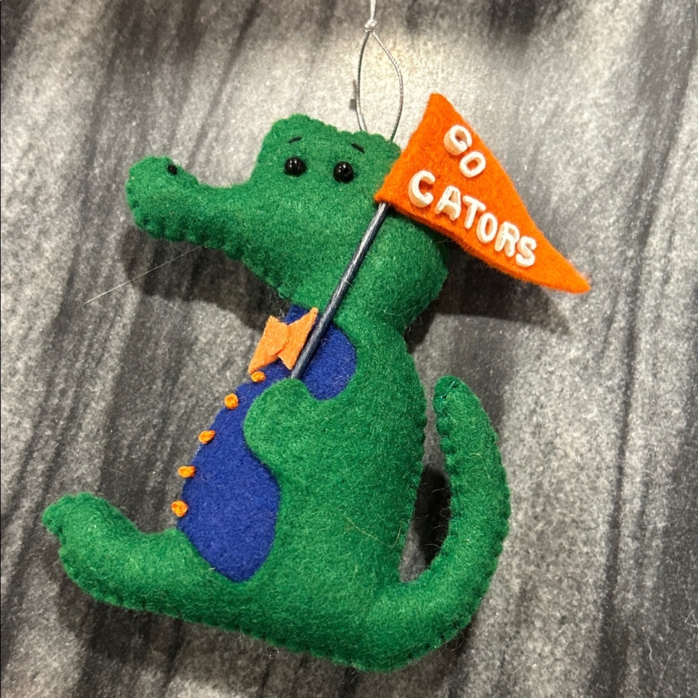 EUC Florida Gators felt ornament